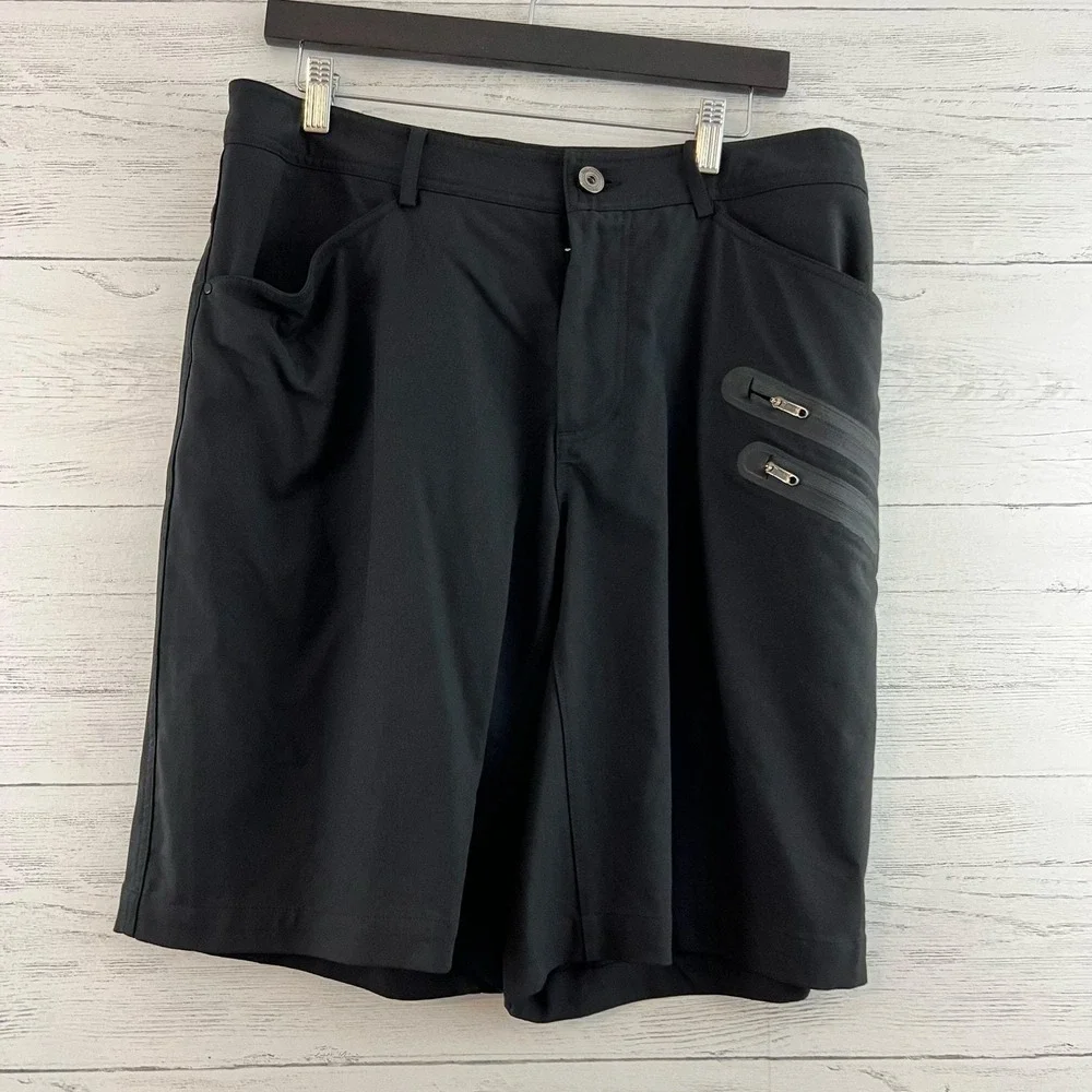 Lululemon Men's Cadence Shorts in Dark Gray Size 36